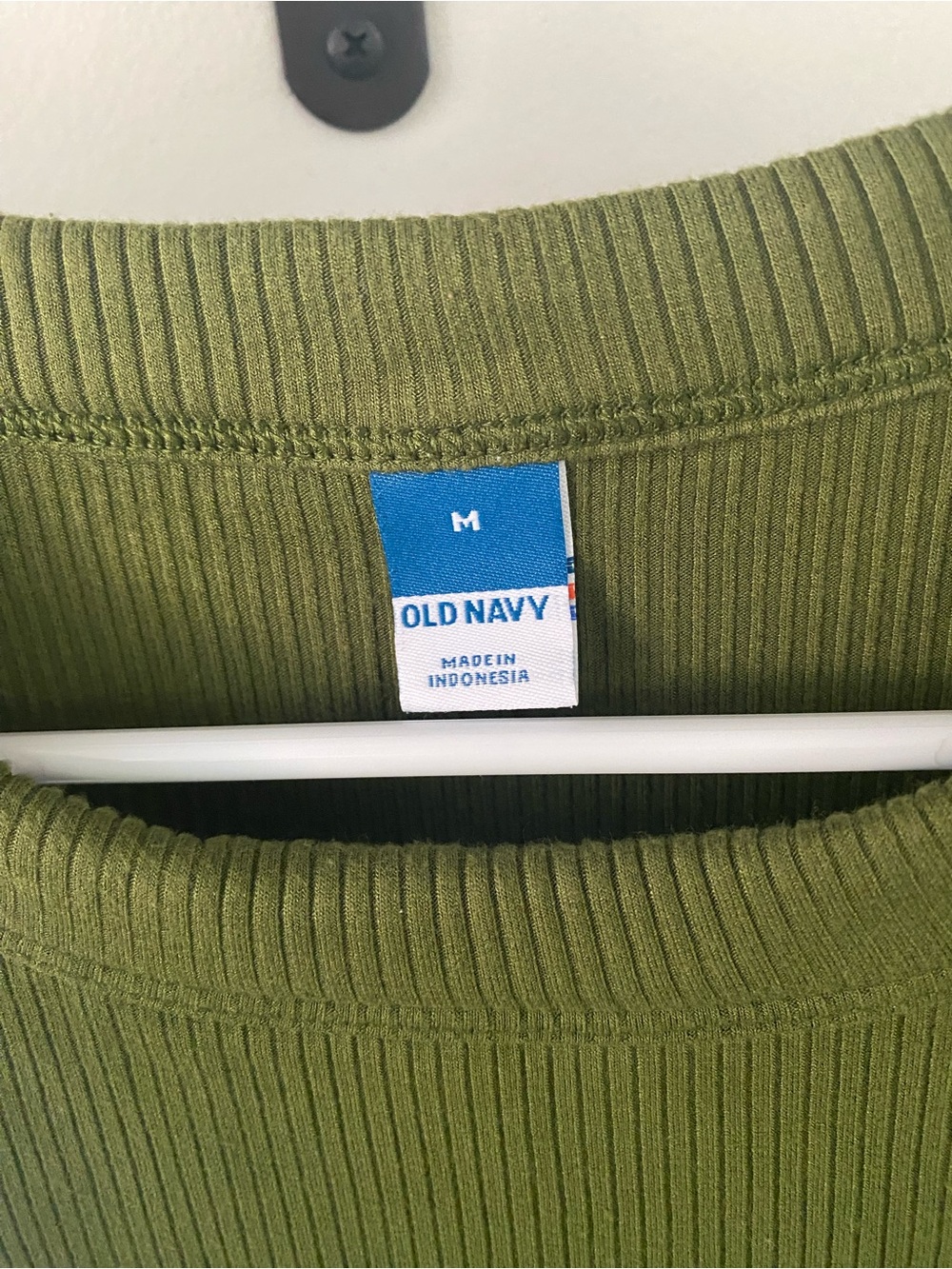 Old Navy Olive Green Pocketed Ribbed Tank Midi Dress - Picture 3 of 5